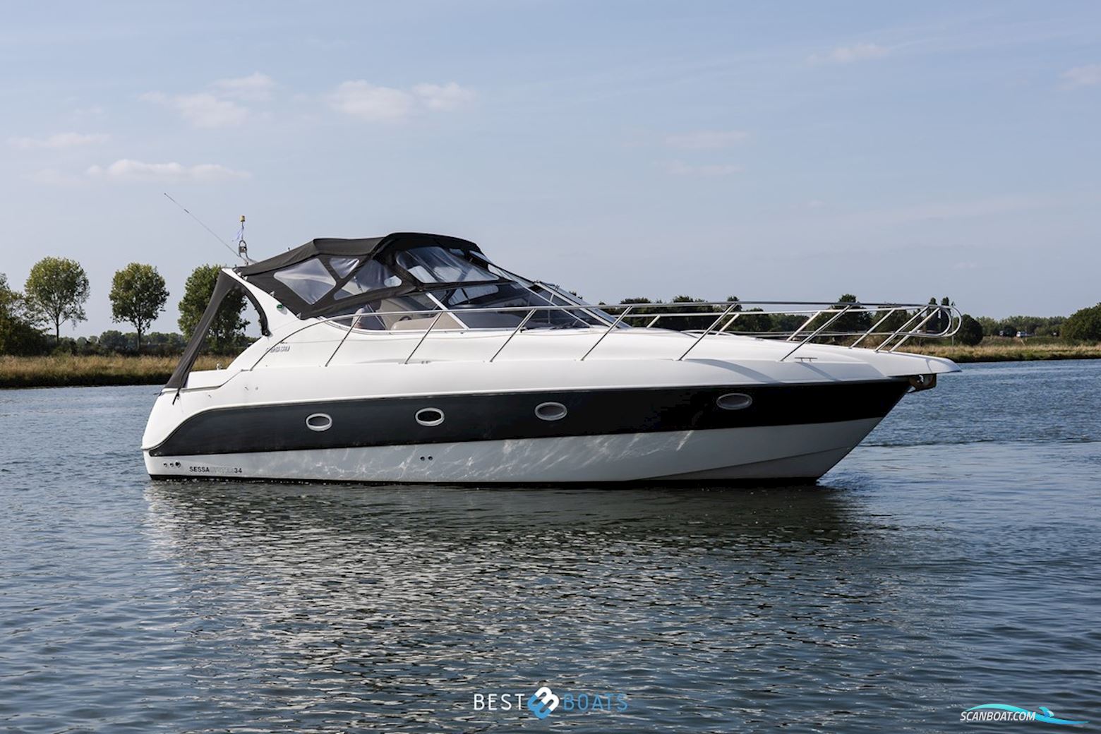 Sessa Marine Oyster 34 Motorboat 2000, with Mercruiser 5.0L EFI V8 engine, The Netherlands
