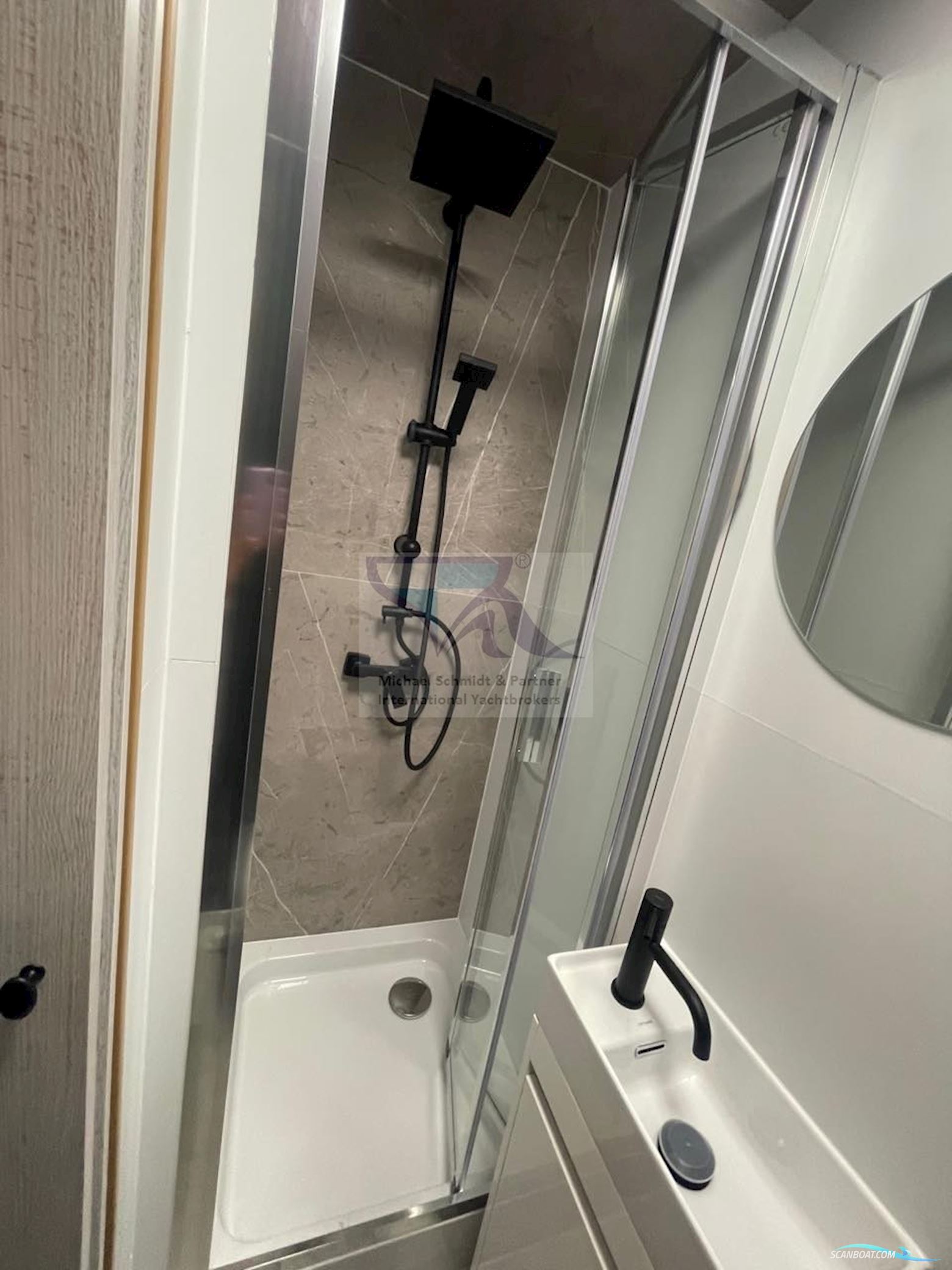 Shogun Hausboot Mobil