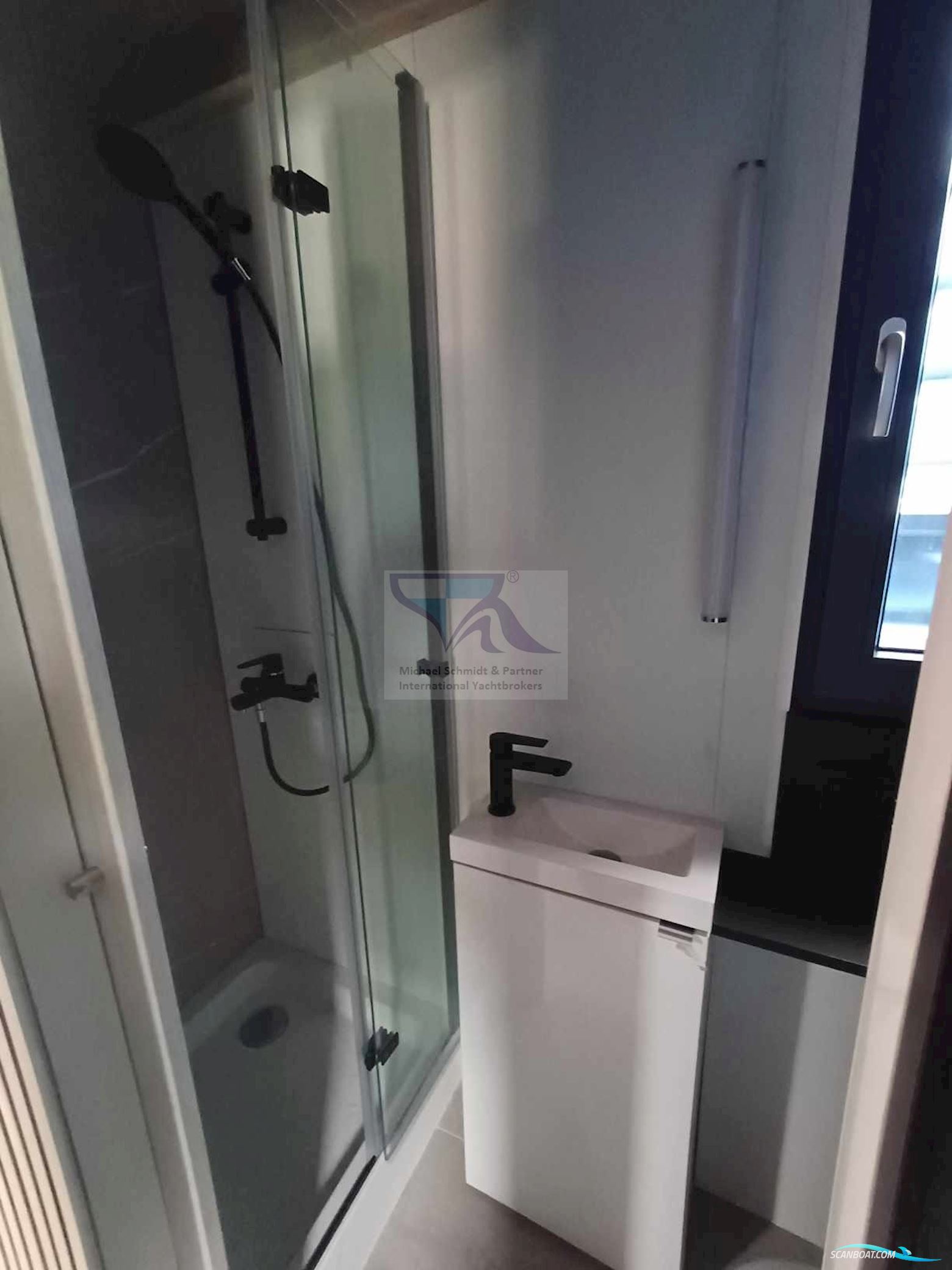 Shogun Hausboot Mobil