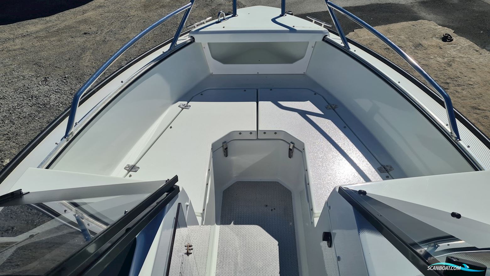 Silver Hawk BR