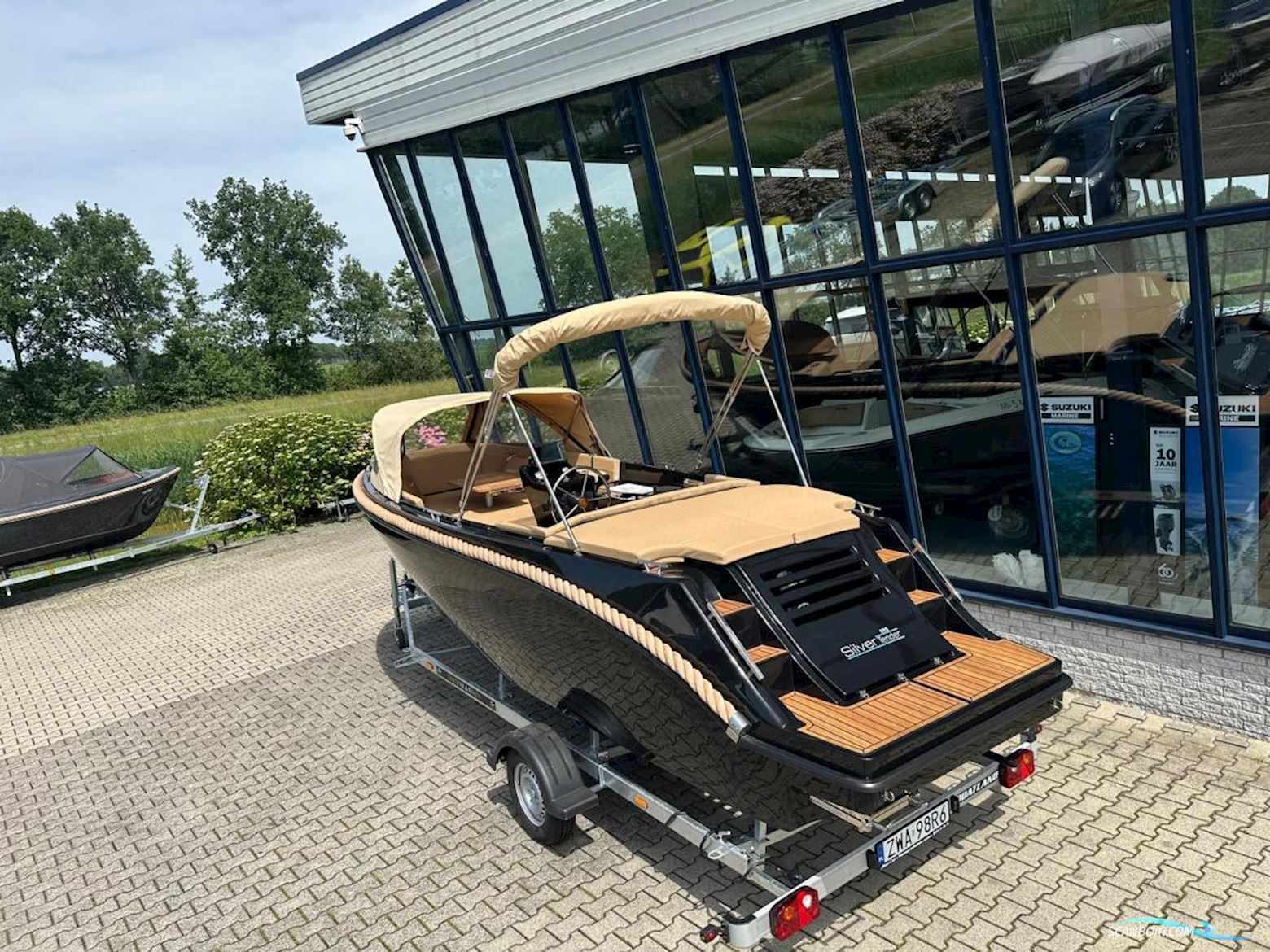 Silver-Yacht 655 Tender