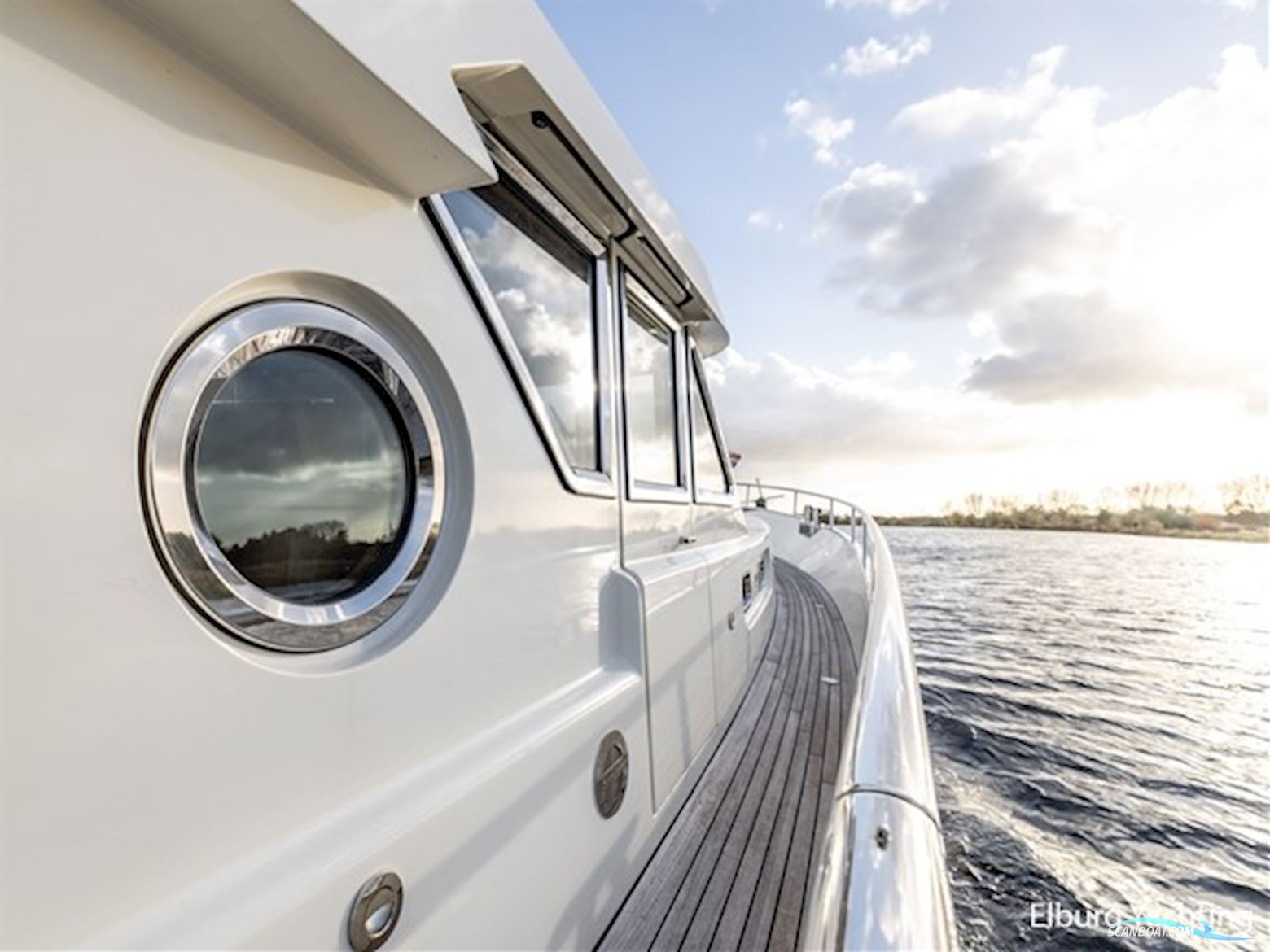 Silverline Trawler 1500 