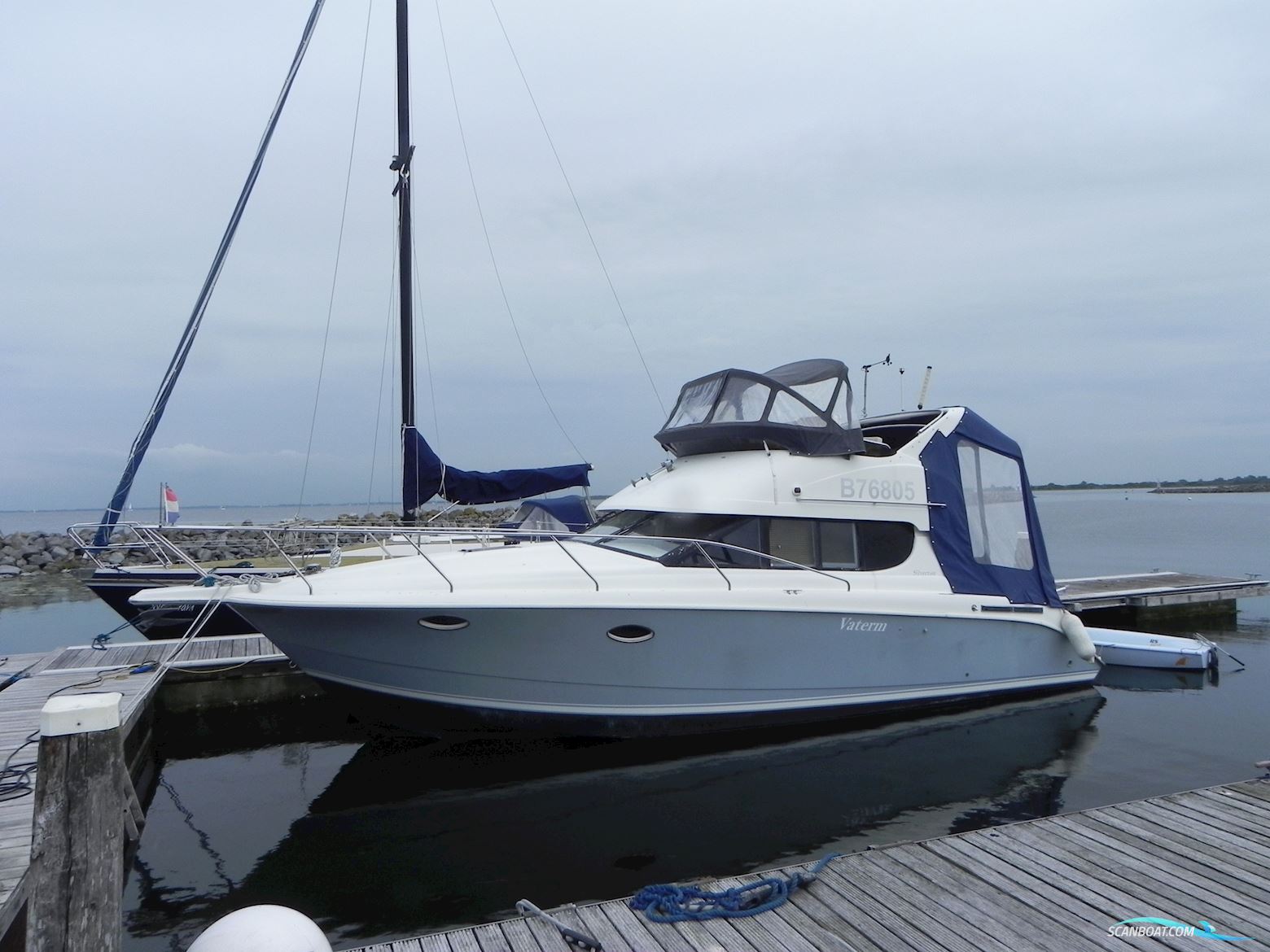 Silverton 312 Sedan Fly Motorboat 1995, with Volvo Penta engine, The Netherlands