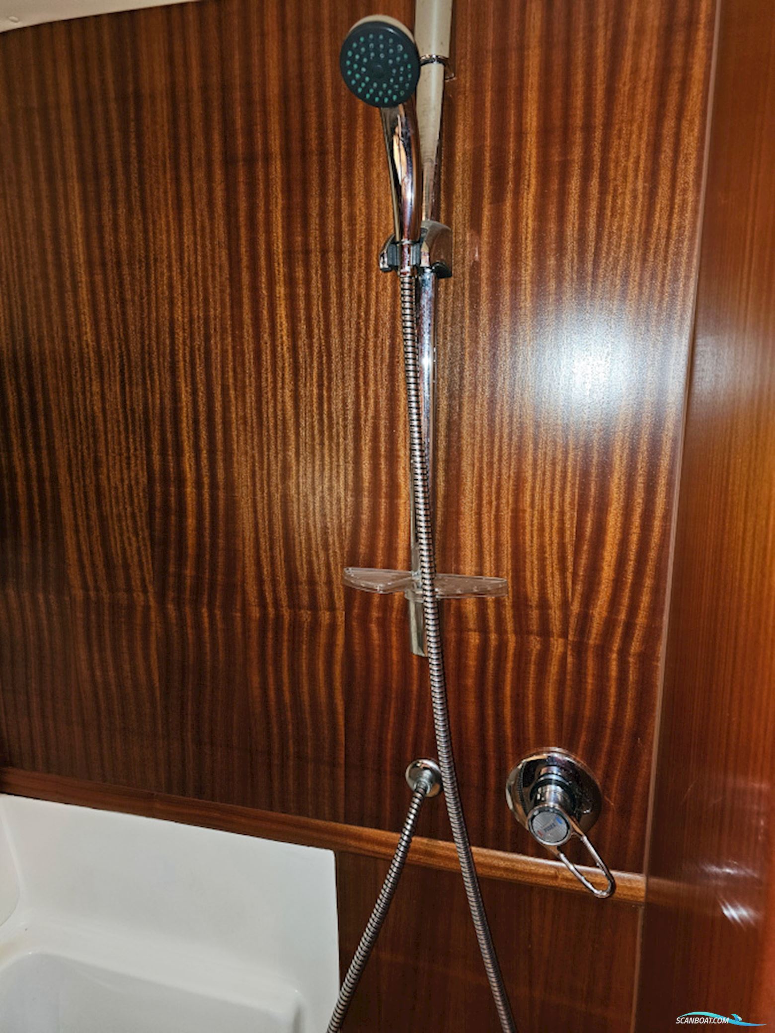 Skorgenes 335 Sonic Volvo Penta D6-370