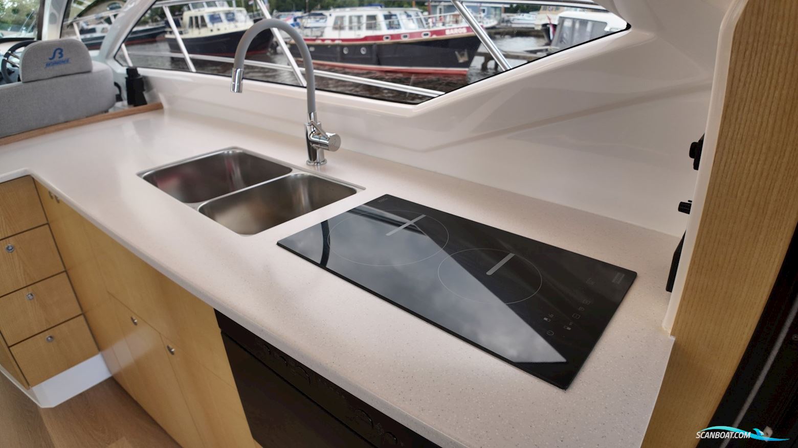 Skorgenes Bahama 42