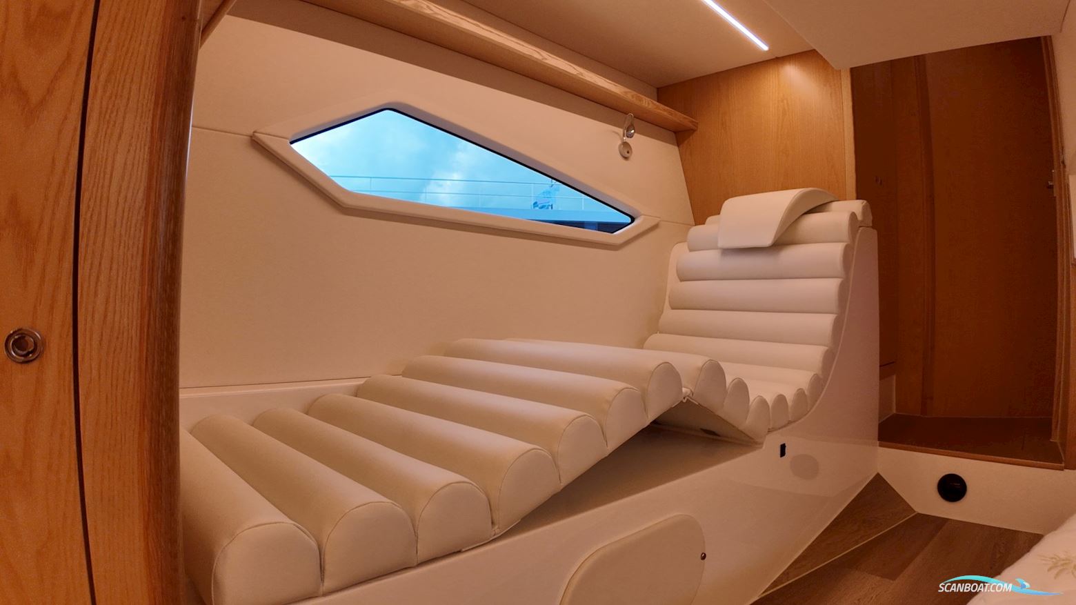 Skorgenes Bahama 42