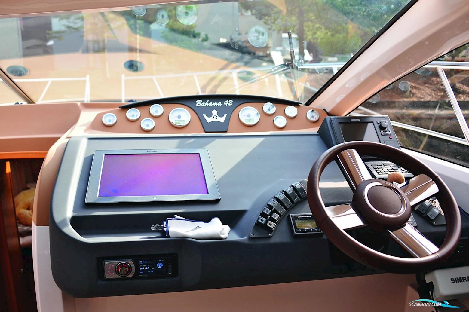 Skorgenes Bahama 42