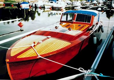 Sleipner 8m Motorboat 2003, with Crusader 454 Cui V8 -1978 Som Renoverades 2010. engine, Sweden