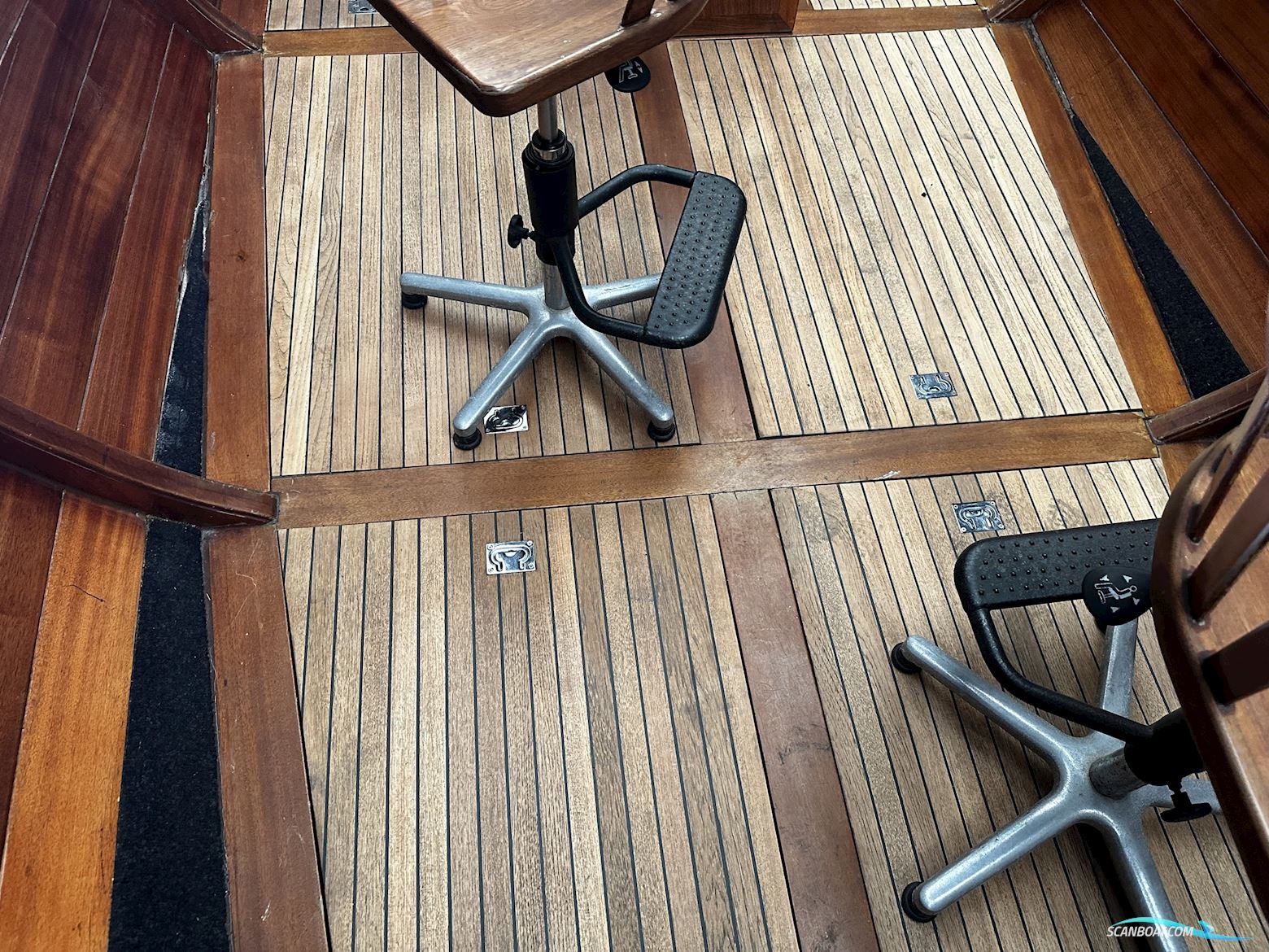 Sloep Barkas Classic 850