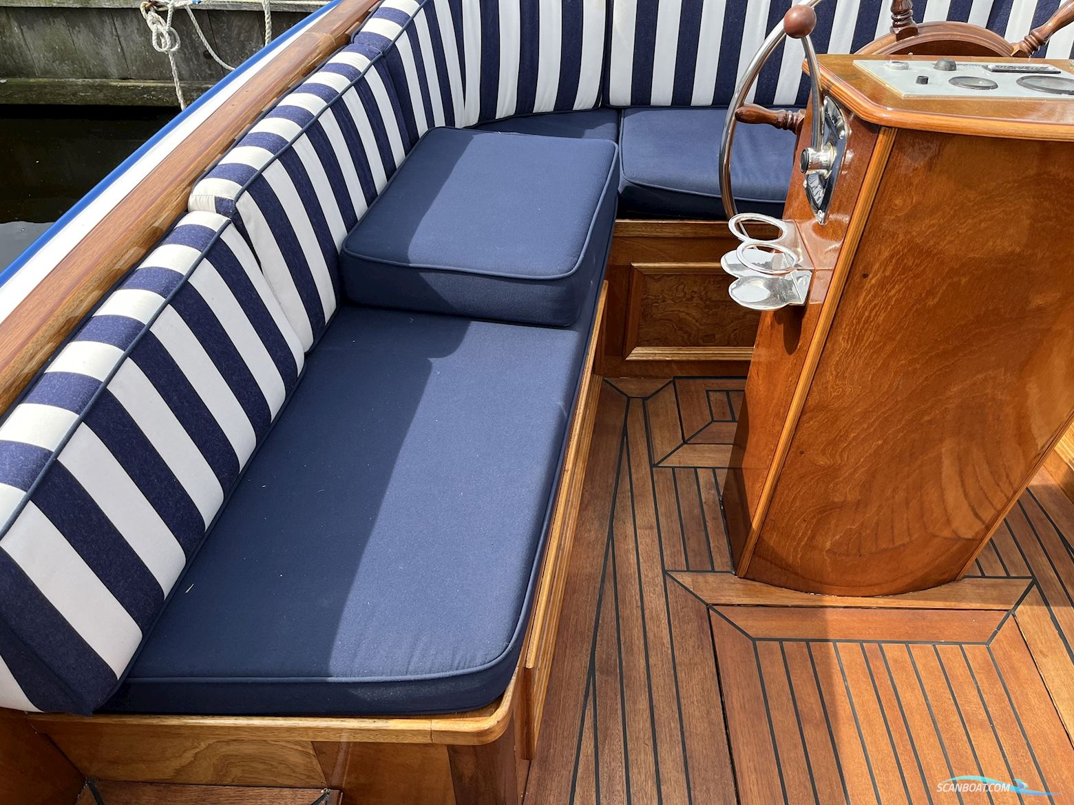 Sloep Van Seinen ( 200 Uur) Sloep Van Seinen ( 200 Uur) Marine 800