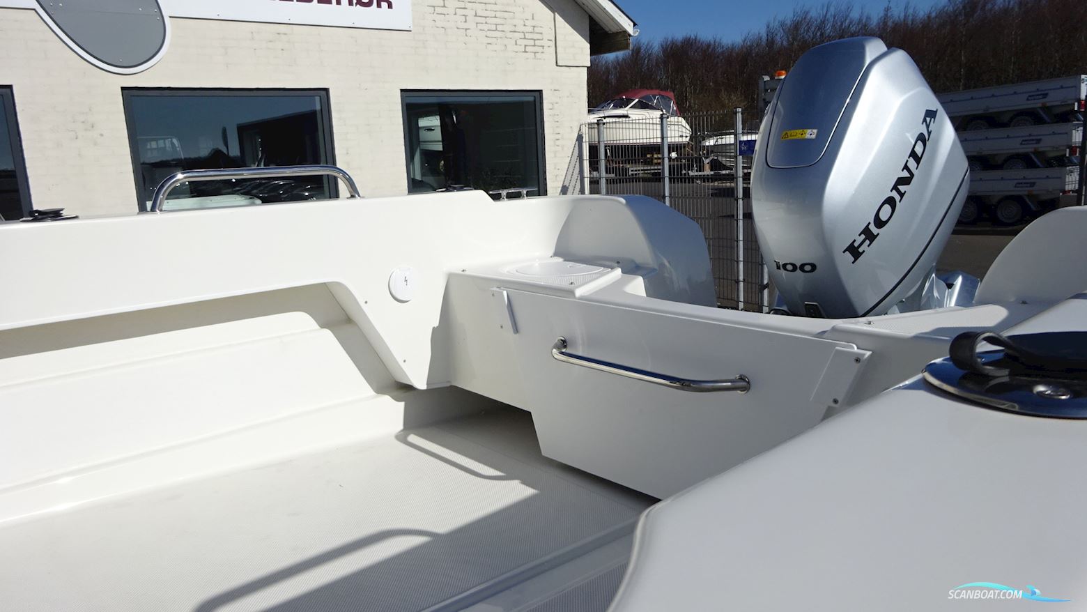 Smartliner Fisher 19