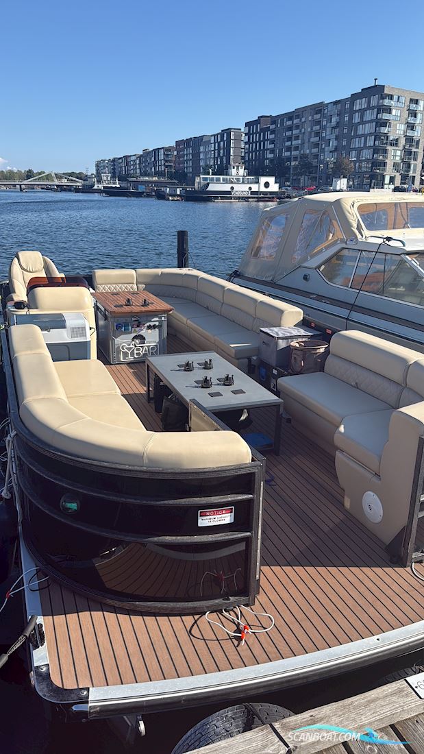 Smartliner ponton partybåd sofa