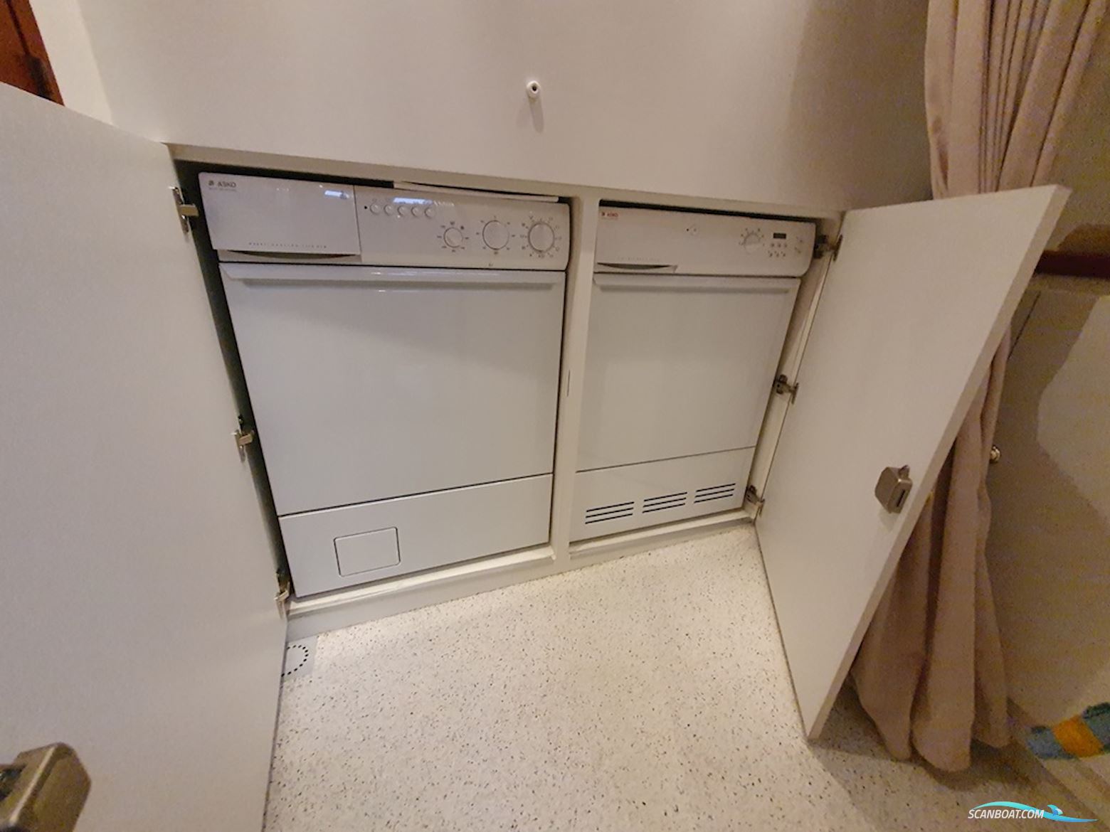 Smelne Salon Vlet 1485