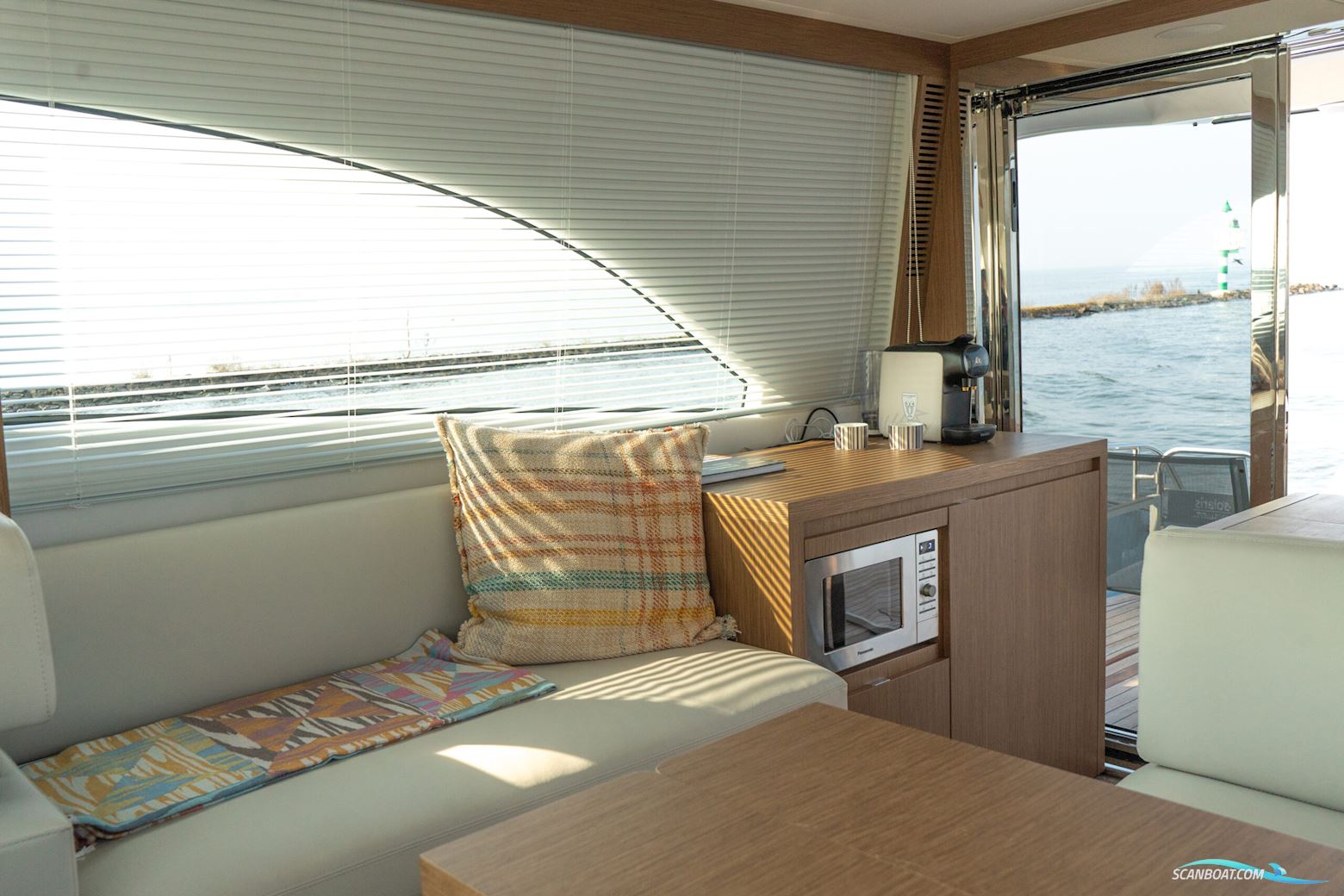 Solaris Power 48 Coupé