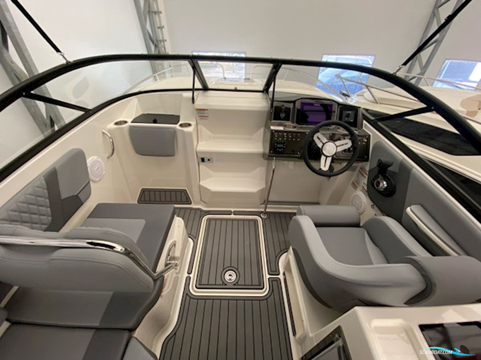 ...Solgt...Bayliner VR6 Cuddy, Mercury 250 HK V8