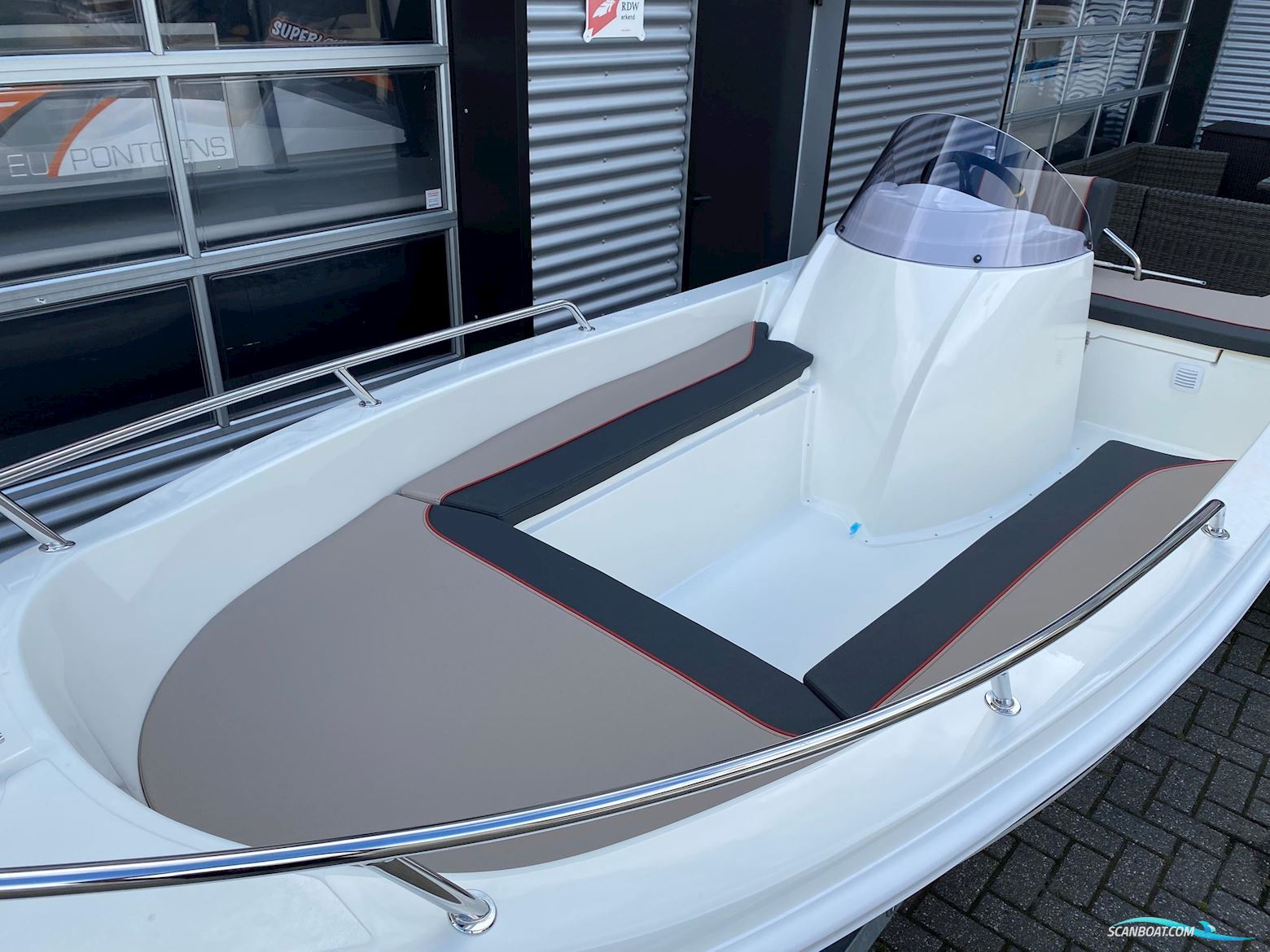 Sport-Yacht Classic 470 Sport