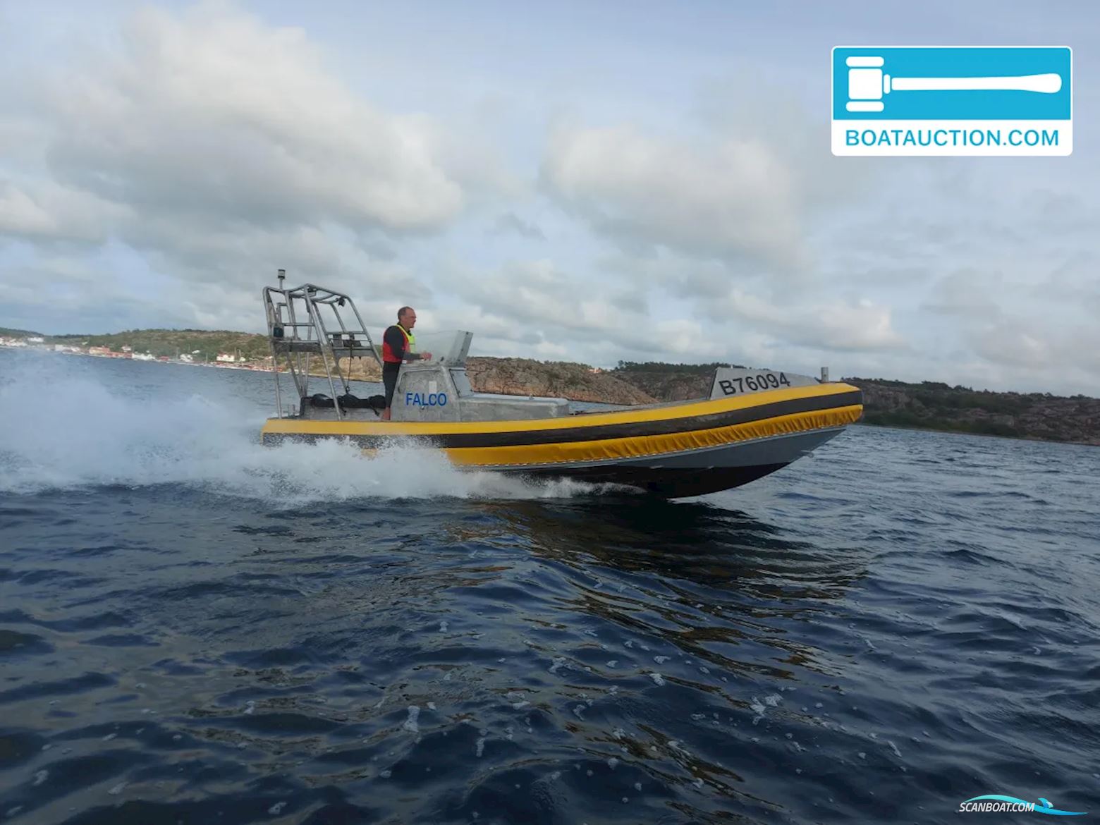 Springer MP-741 Motorboat 1995, with Volvo Penta engine, Sweden