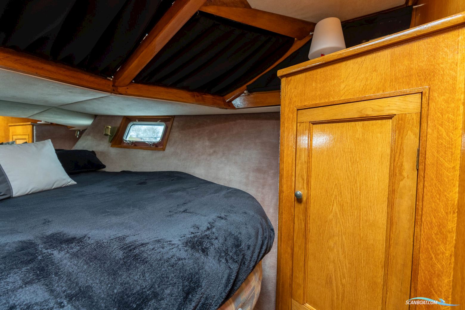 Stadtline 38 OK Spiegeldeur