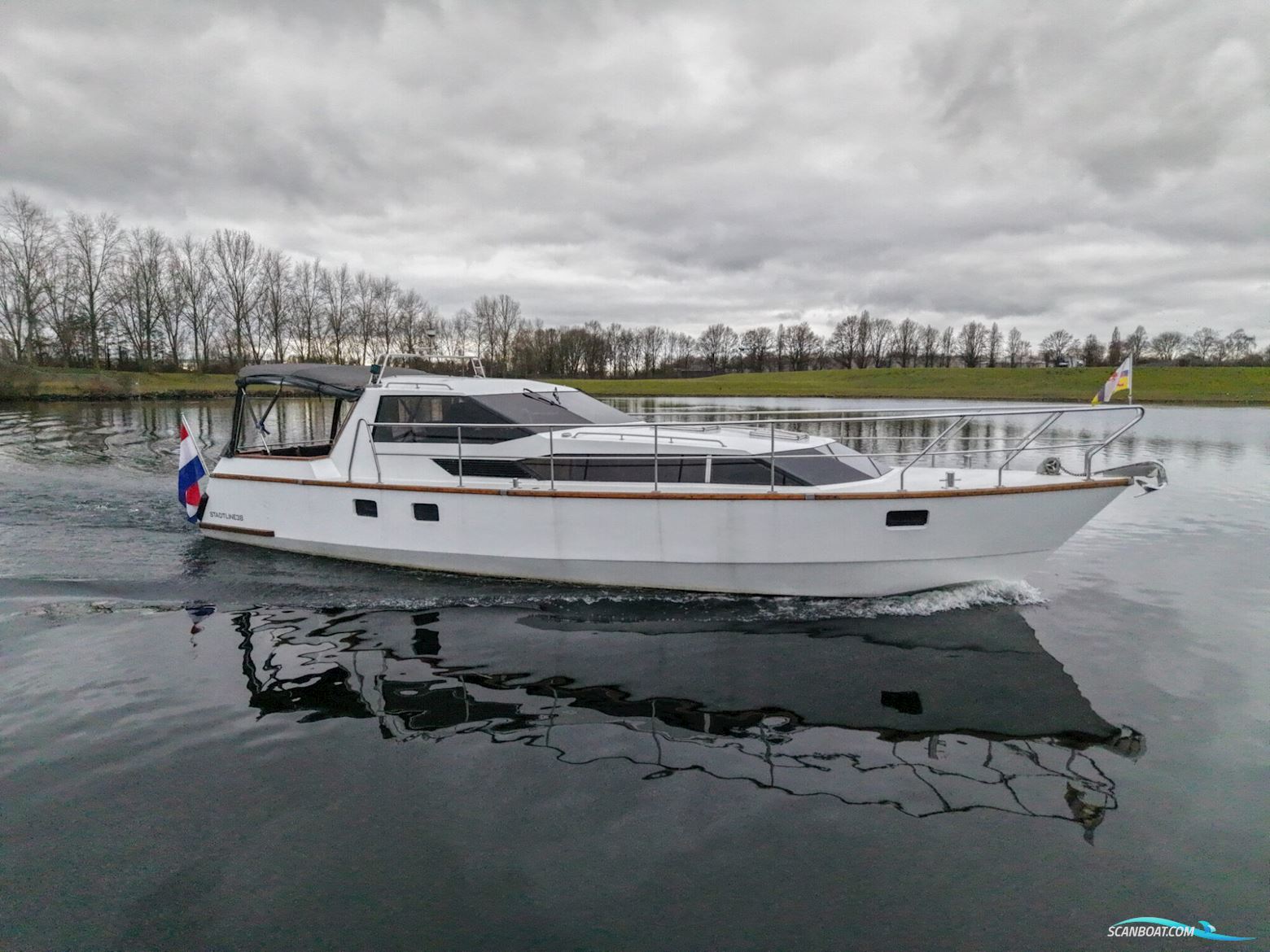 Stadtline 38 Motorboat 1993, with Mitsubishi engine, The Netherlands