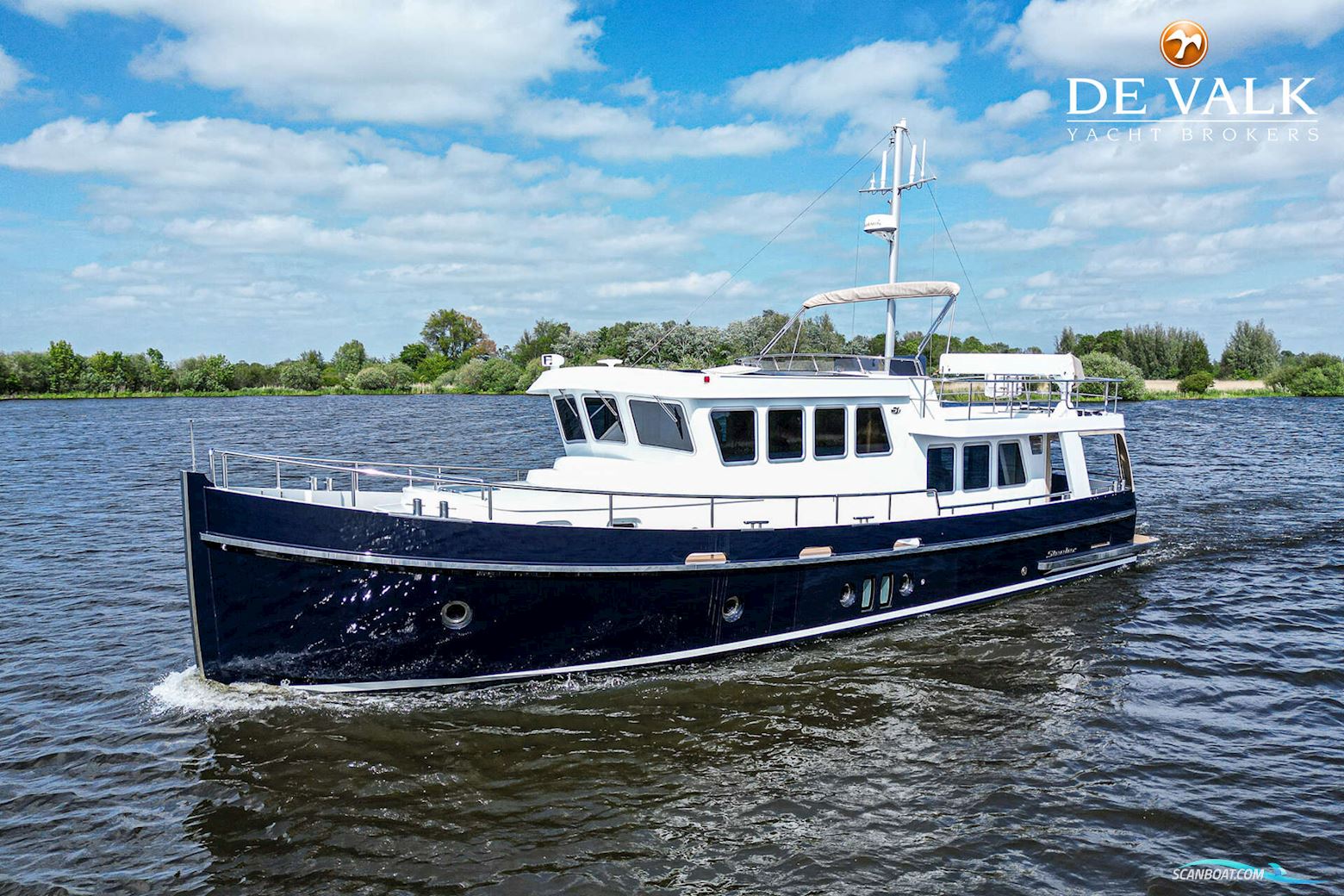 Steeler Explorer 50 Pilothouse