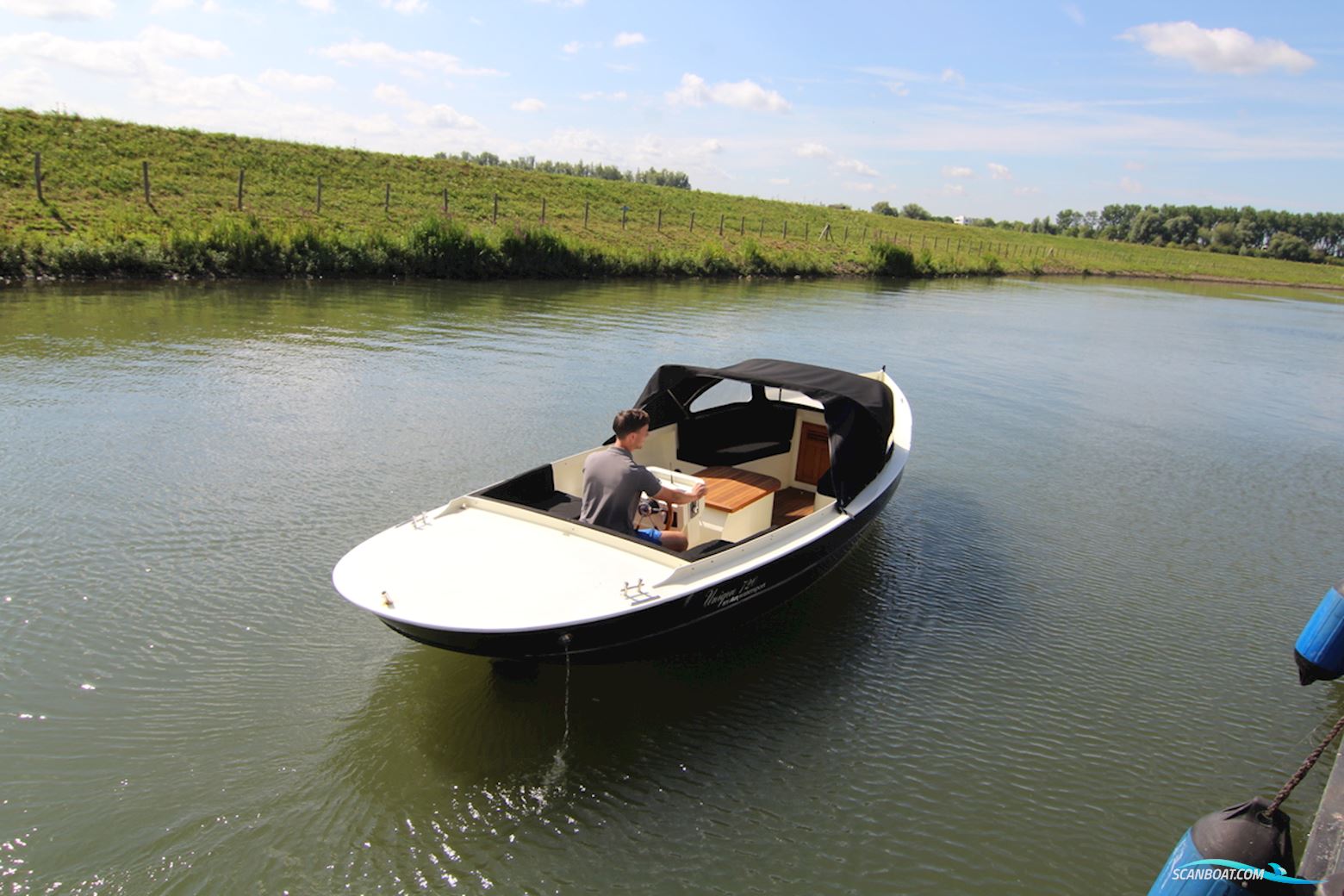 Steilsteven Sloep Unique 720