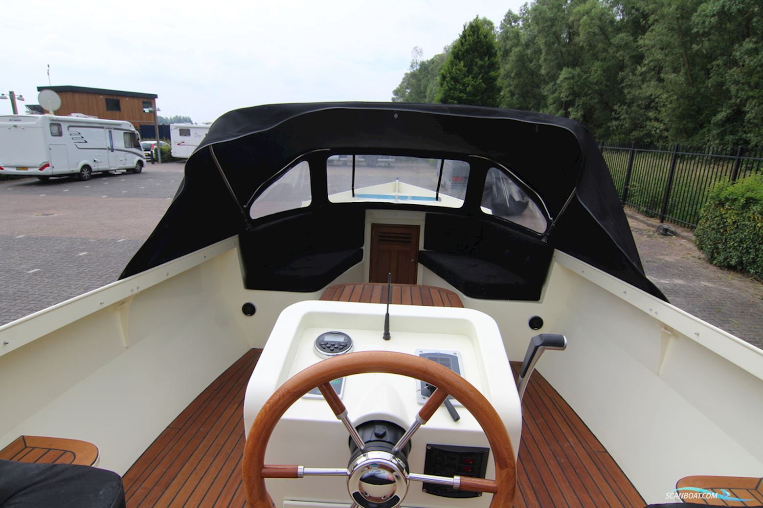 Steilsteven Sloep Unique 720