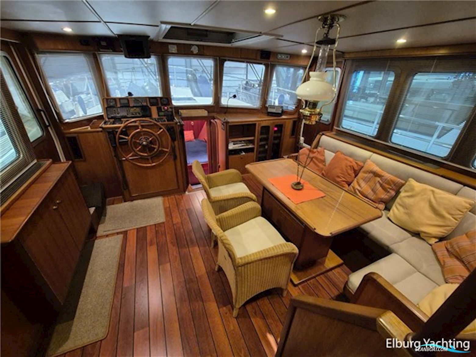 Stentor 1500 trawler - Stabilizers