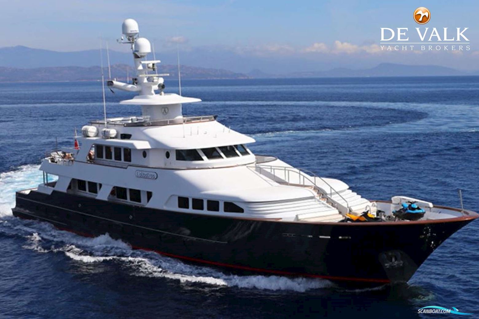 Sterling 44