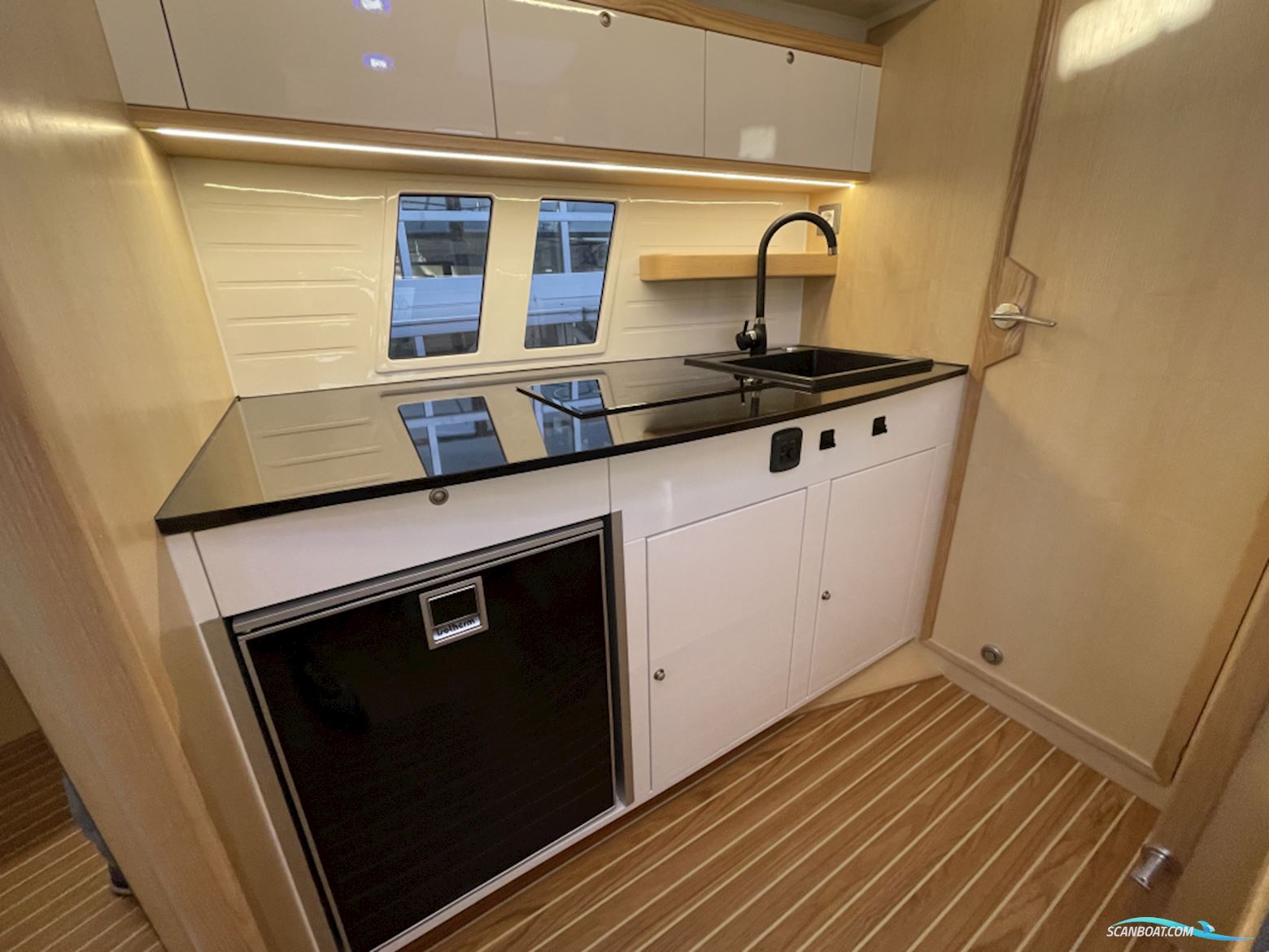 Stillo 30 Bijna Als Nieuw, Luxe Uitgerust en Direct Vaarklaa