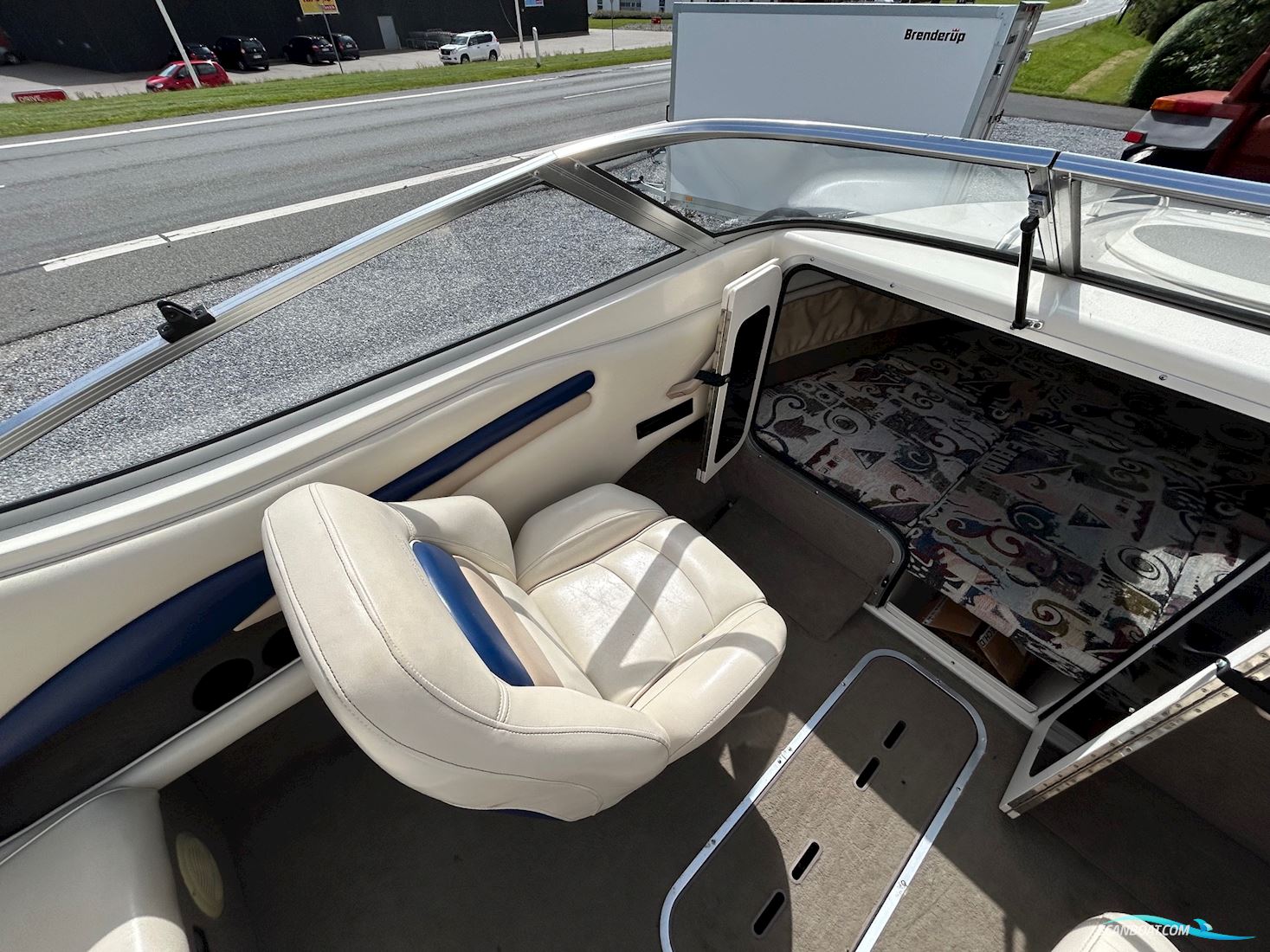 Stingray 192 RX Med Næsten ny Trailer