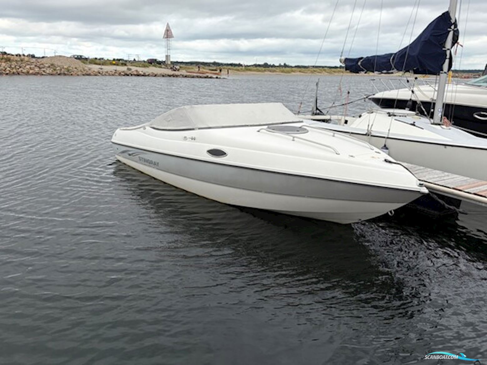 Stingray 200 CS Med 4,3 L V6 225 HK Volvo Penta – Kun 315 Timer