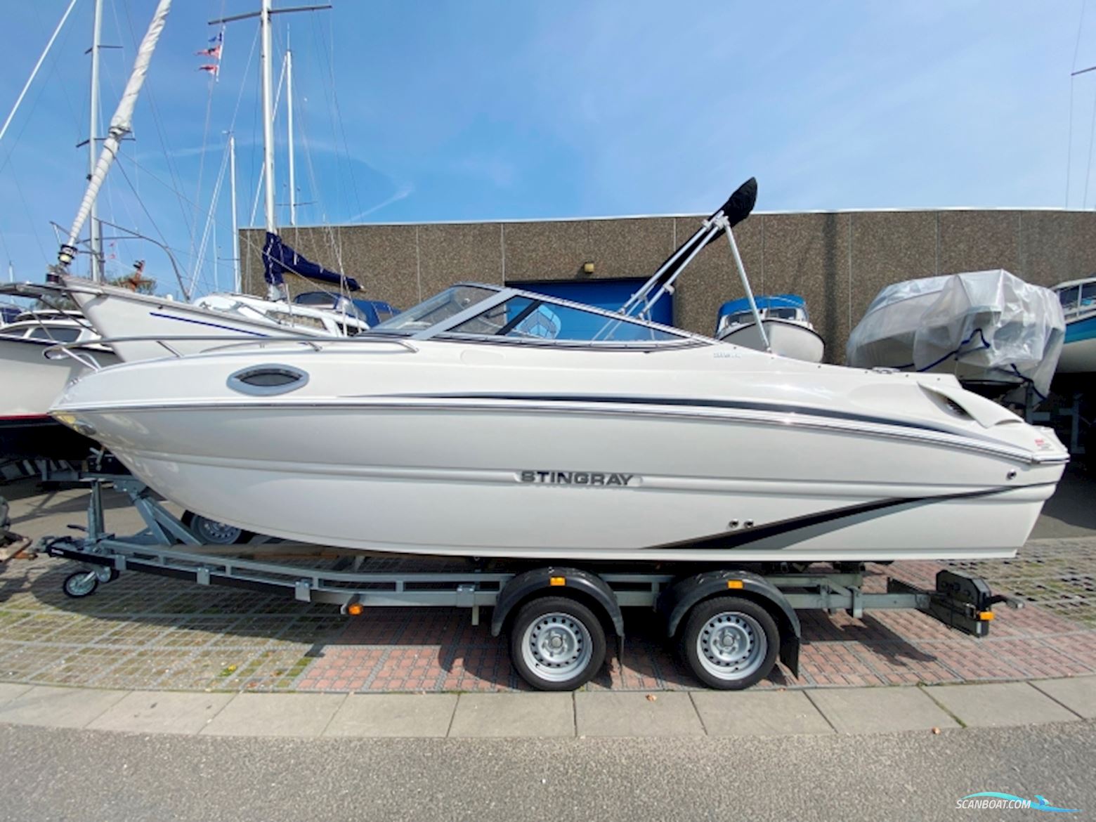 Stingray 215 CR Daycruiser Motorboat 2016, with Mercruiser engine, Denmark