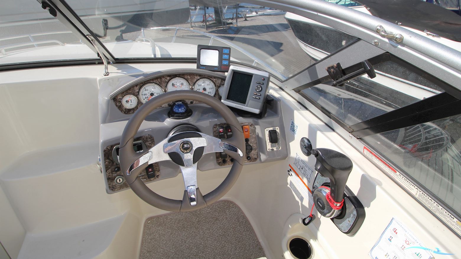 Stingray 215 CR