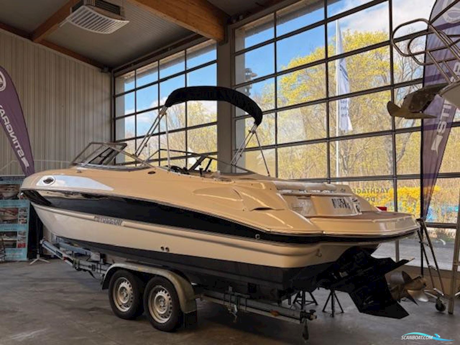 Stingray 235 LR