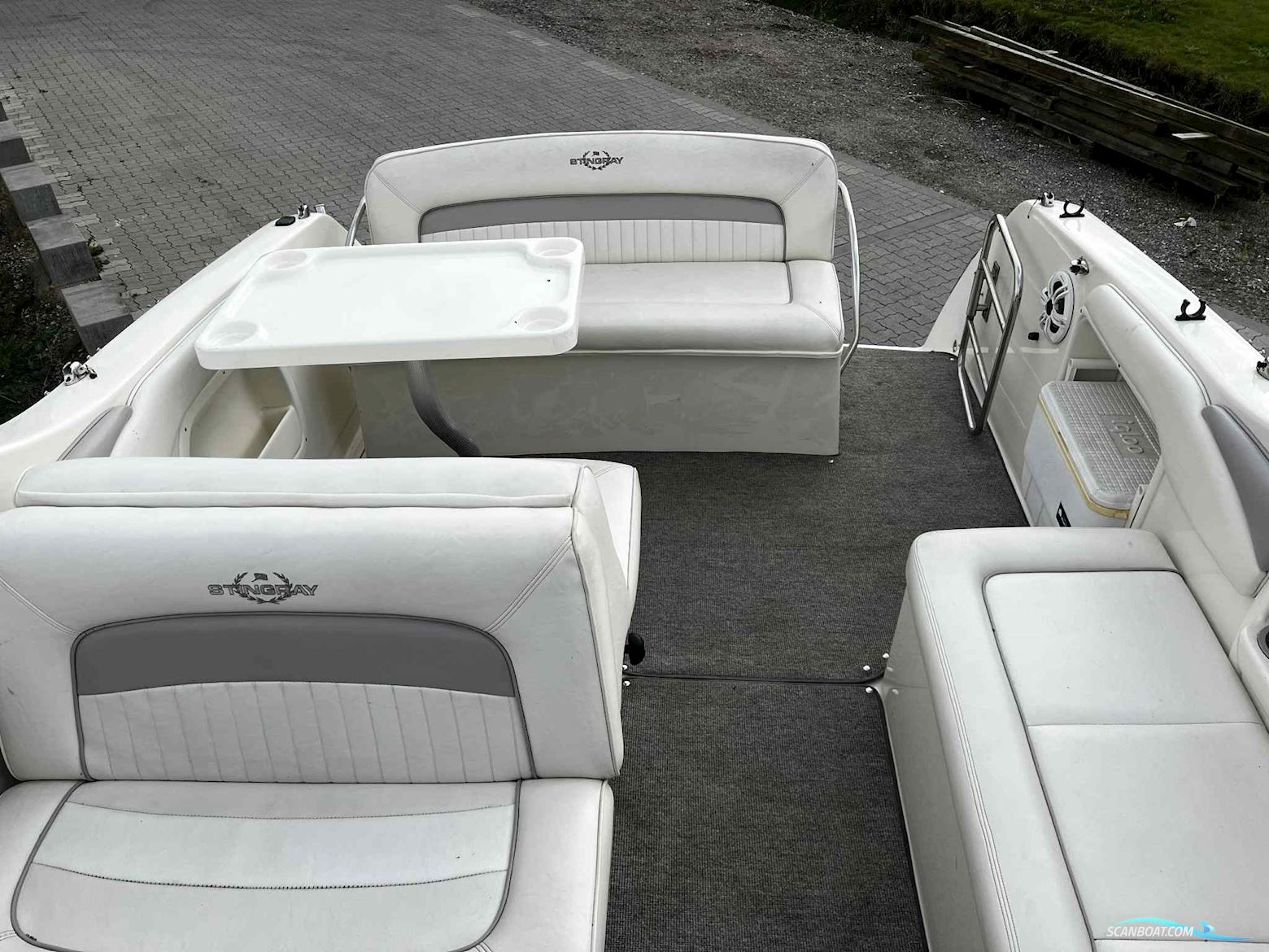 Stingray 240 S