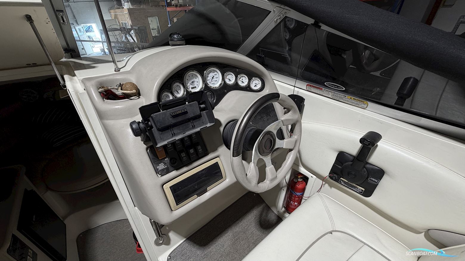Stingray 240 S