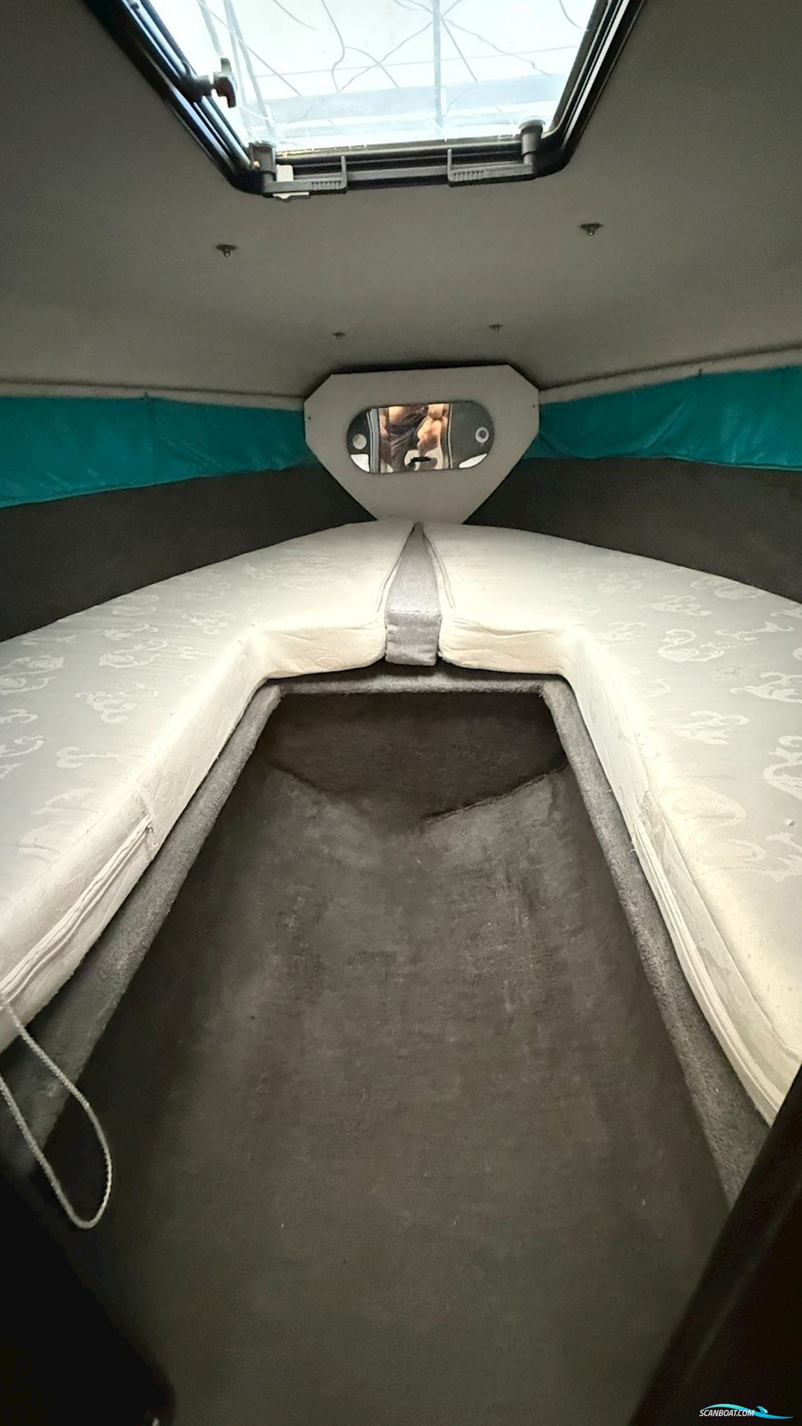 Stingray 657 ZP - VOLVO PENTA V6 DUOPROP