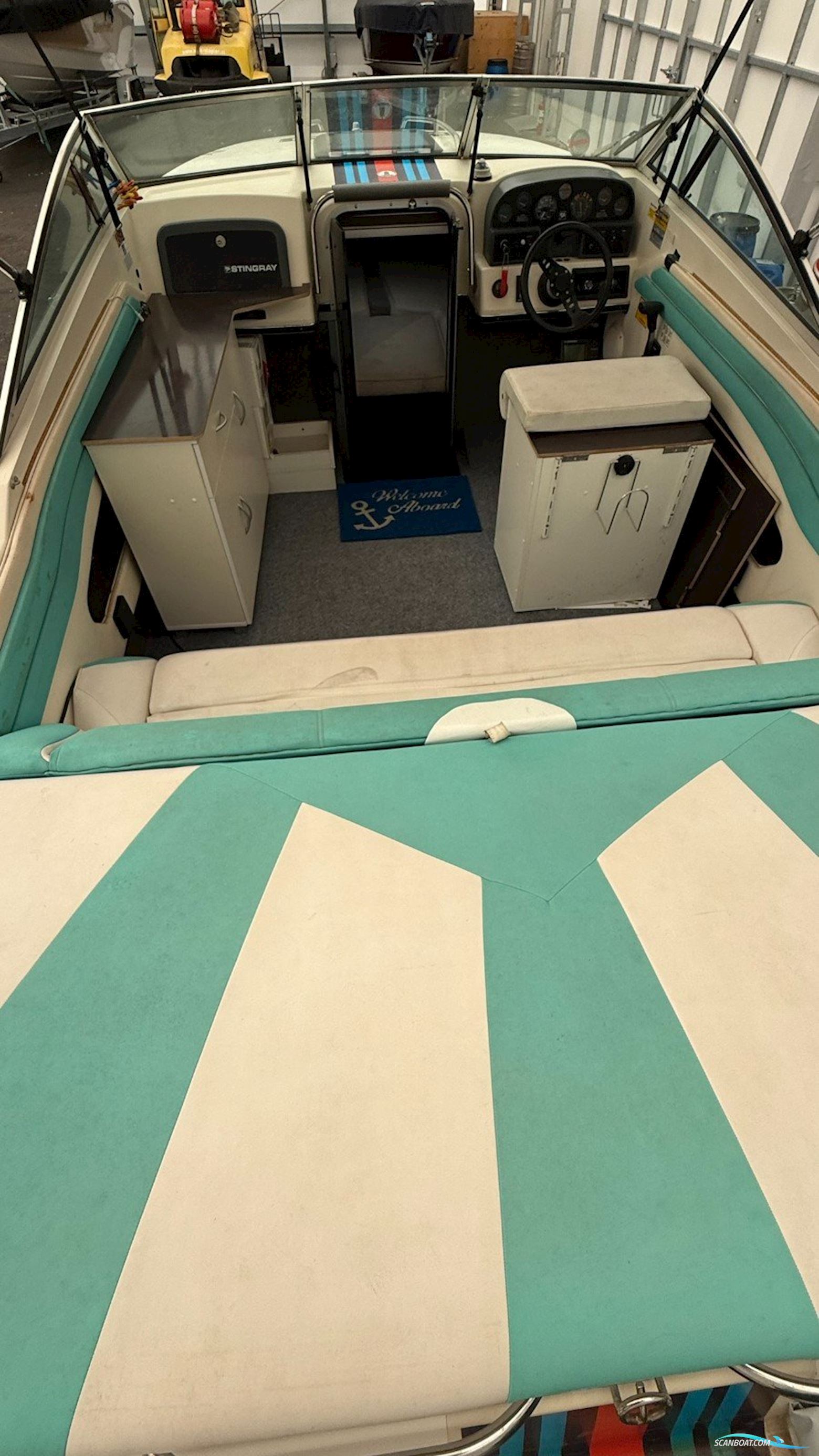 Stingray 657 ZP - VOLVO PENTA V6 DUOPROP