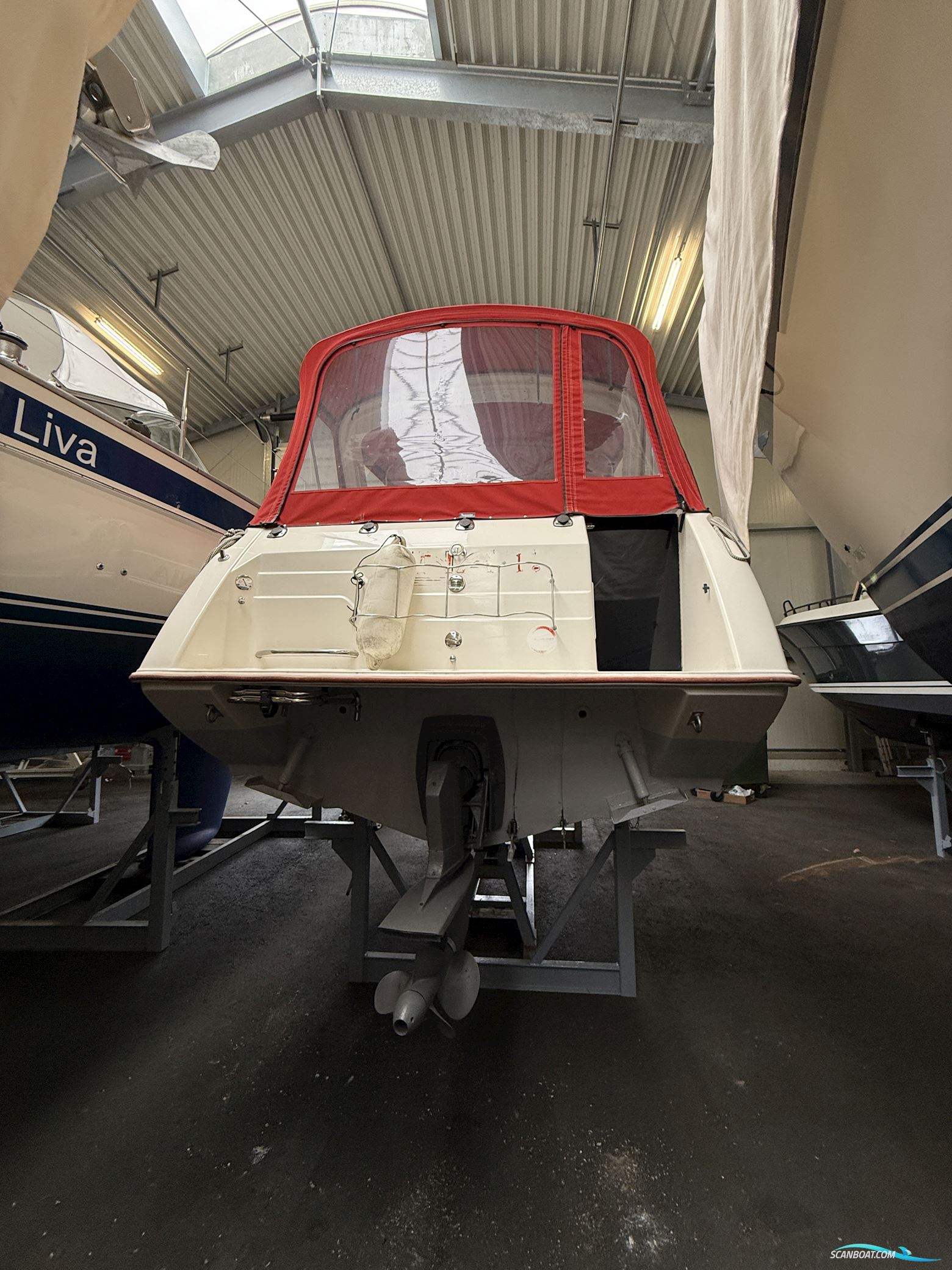 Stingray Svc 829
