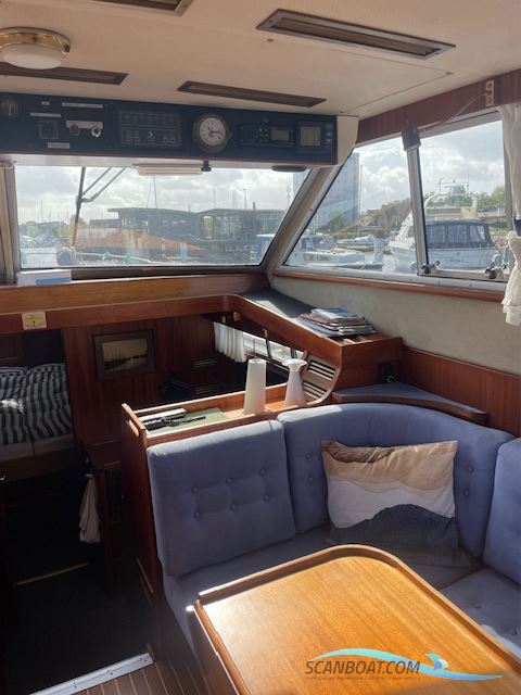 Storebro 36 flybridge