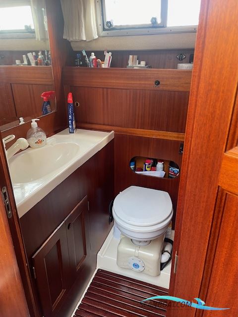 Storebro 36 flybridge