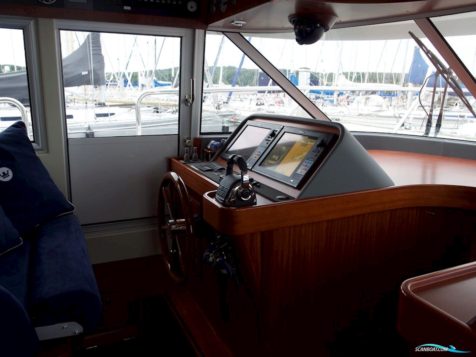 Storebro 435 Commander