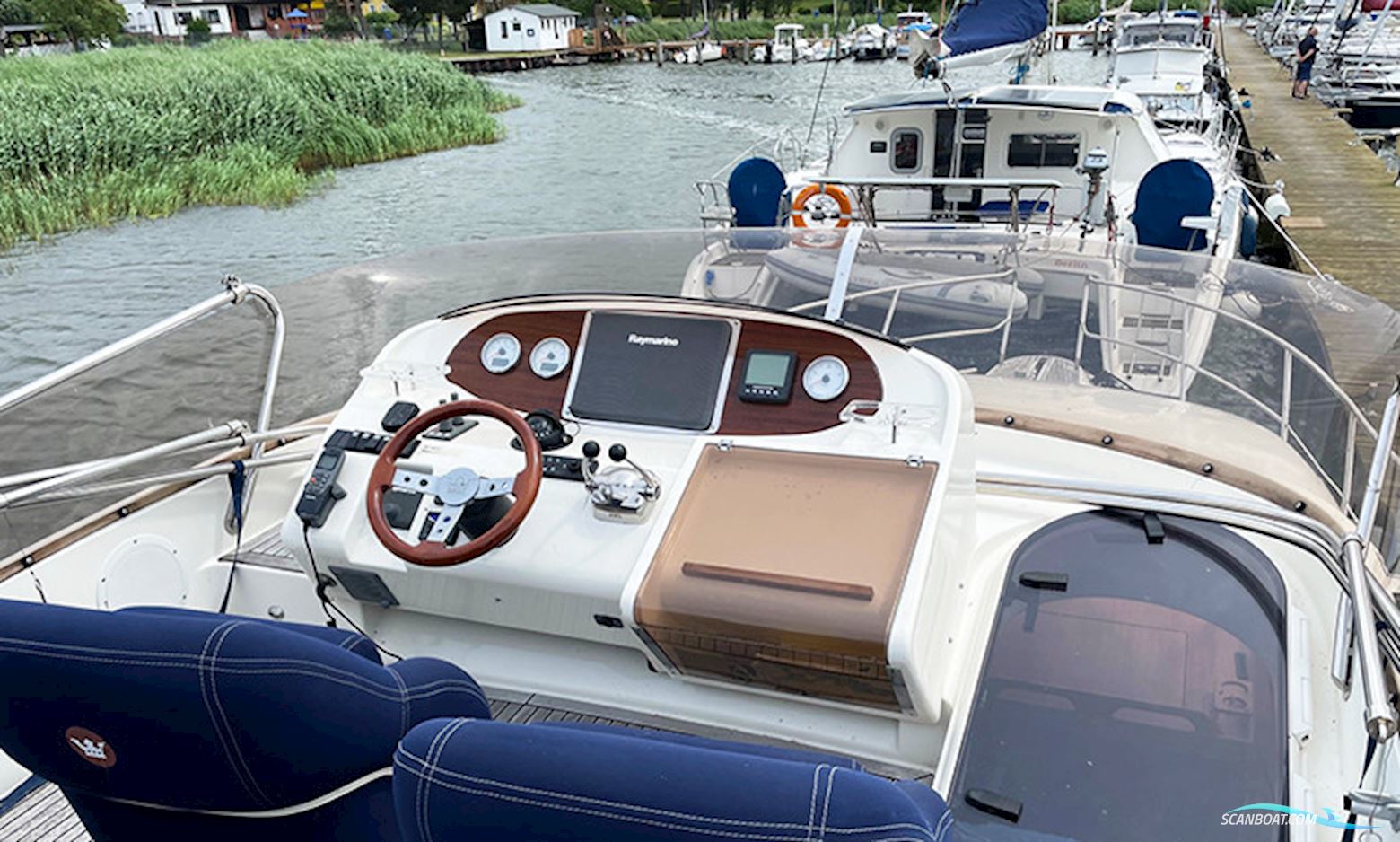 Storebro 435 Commander