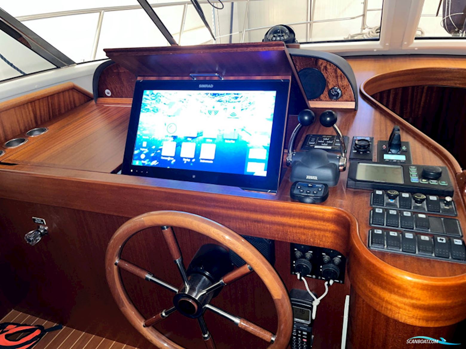 Storebro 475 Commander