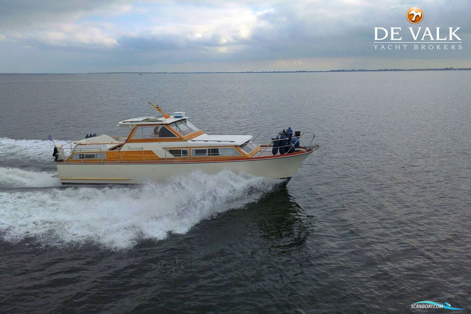 Storebro Royal Cruiser 34 Motorboat 1983, with Volvo Penta engine, Belgium