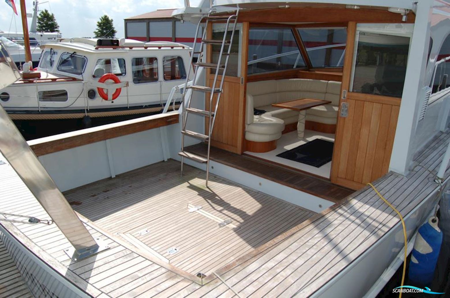 Striker Sport Fisher