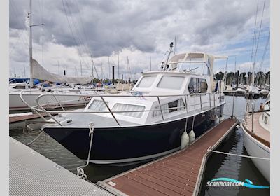 Success 850 Sport Motorboat 1991, with Iveco FPT aifo engine, Germany