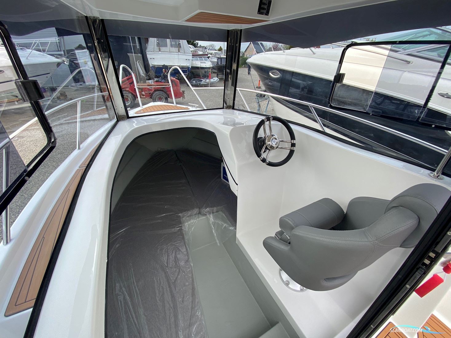 Suncraft 655 Pilothouse