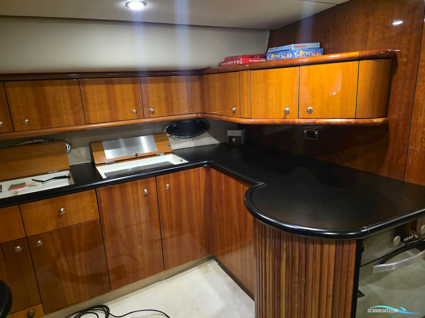 Sunseeker 44 Camargue 