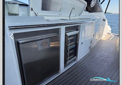 Sunseeker Camargue 50 Motorboat 2000, with Caterpillar "Diesel" engine, The Netherlands